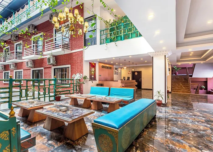 Yukhang Hotel 4*
