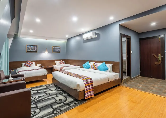 Yukhang Hotel 4*