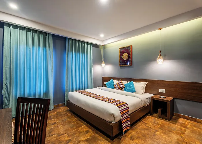 Yukhang Hotel 4*